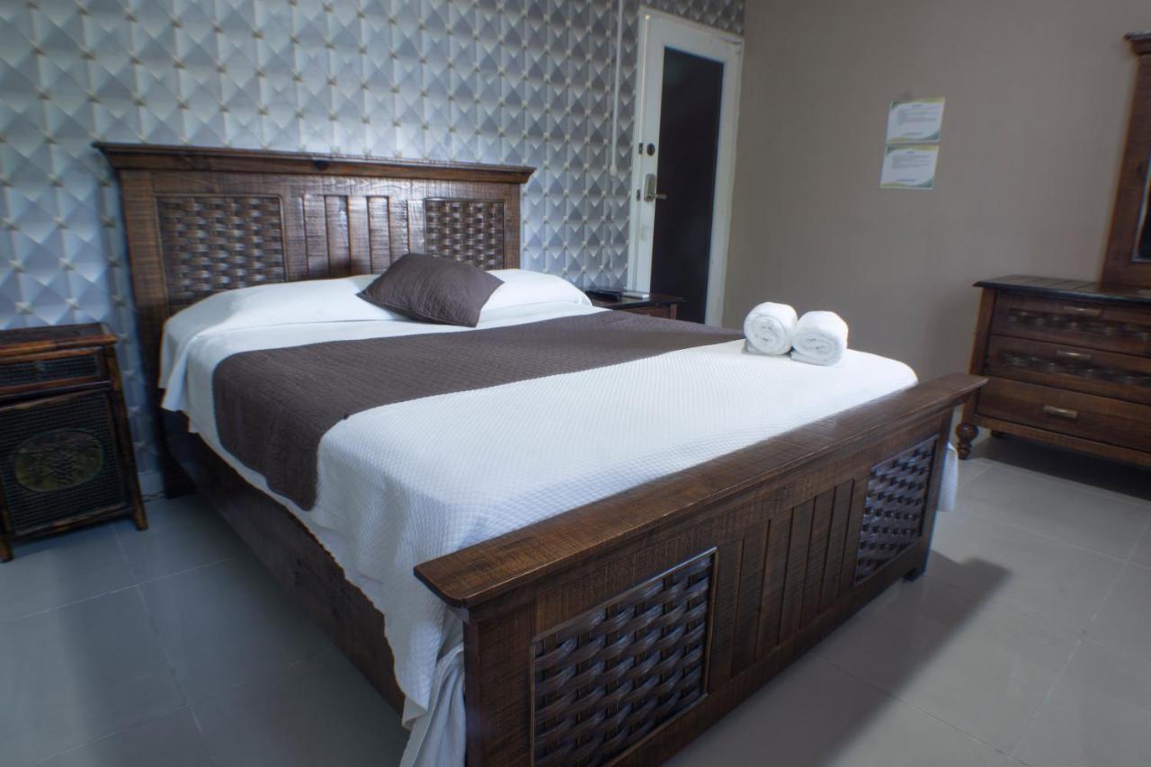 Malecon Rooms Y Hotel سانتو دومينجو المظهر الخارجي الصورة